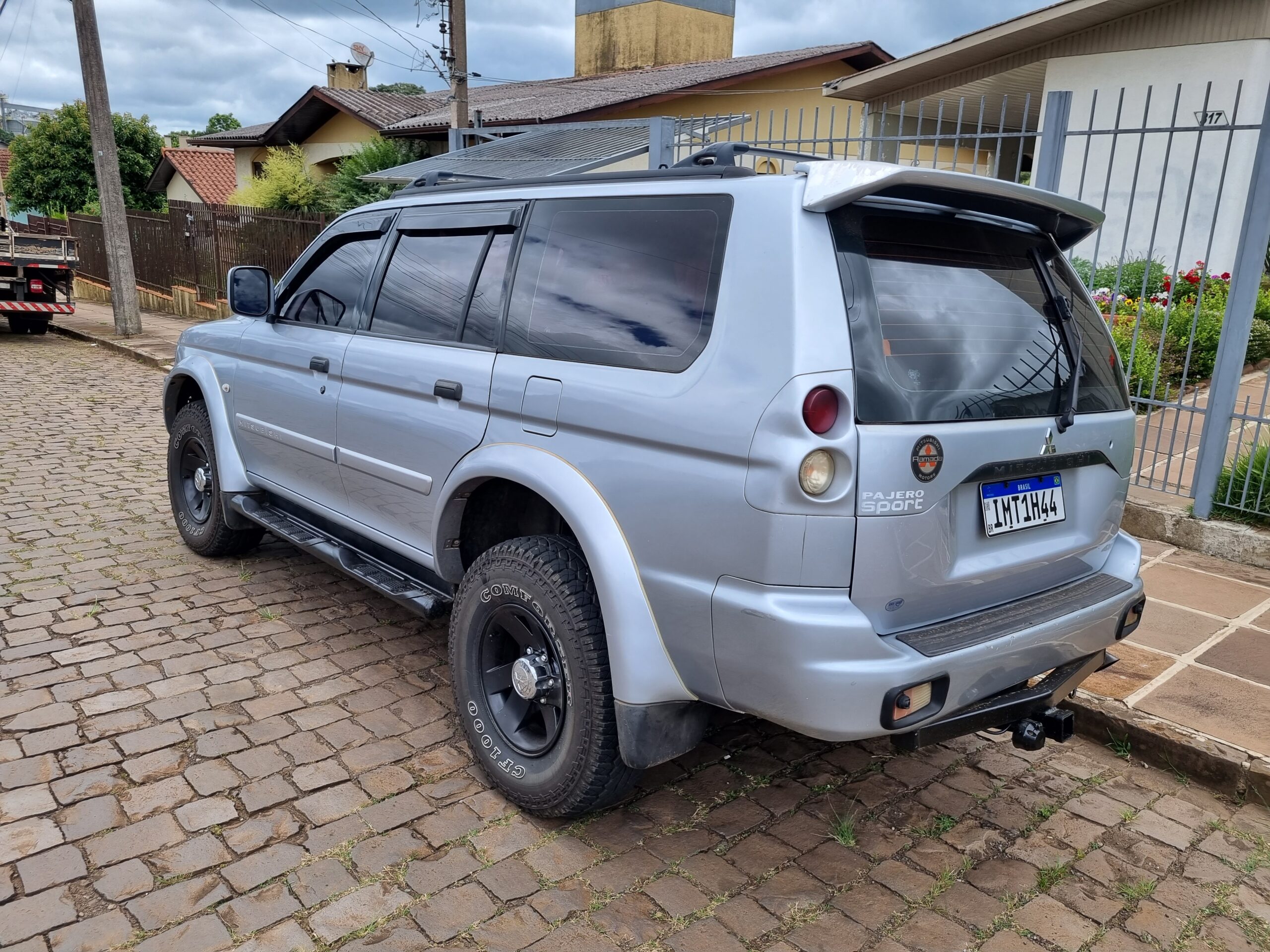 Pajero sport 2005 2.8 HPE 4×4 impec