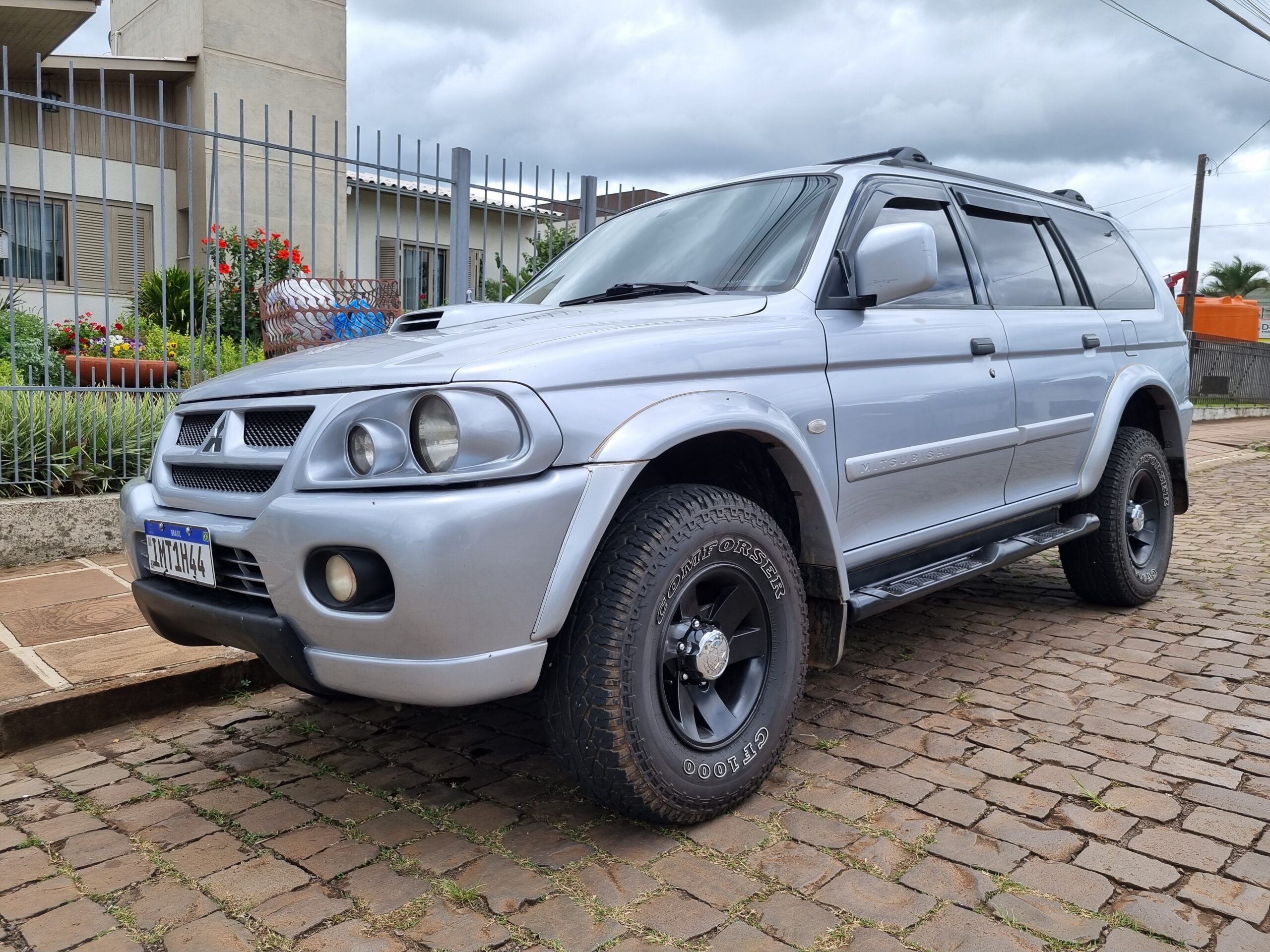 Pajero sport 2005 2.8 HPE 4×4 impec